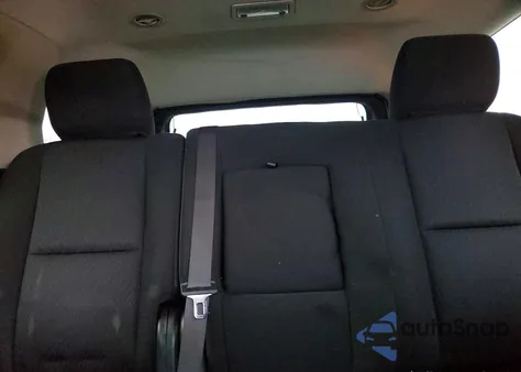 2013 Chevrolet Tahoe C1500 Ls z USA, uszkodzony, nr VIN 1GNSCAE07DR106579